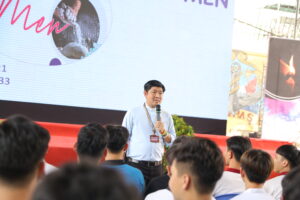 Cha Phêrô Nguyễn Việt Quang Minh - Trưởng ban Mục vụ Giới trẻ tỉnh dòng